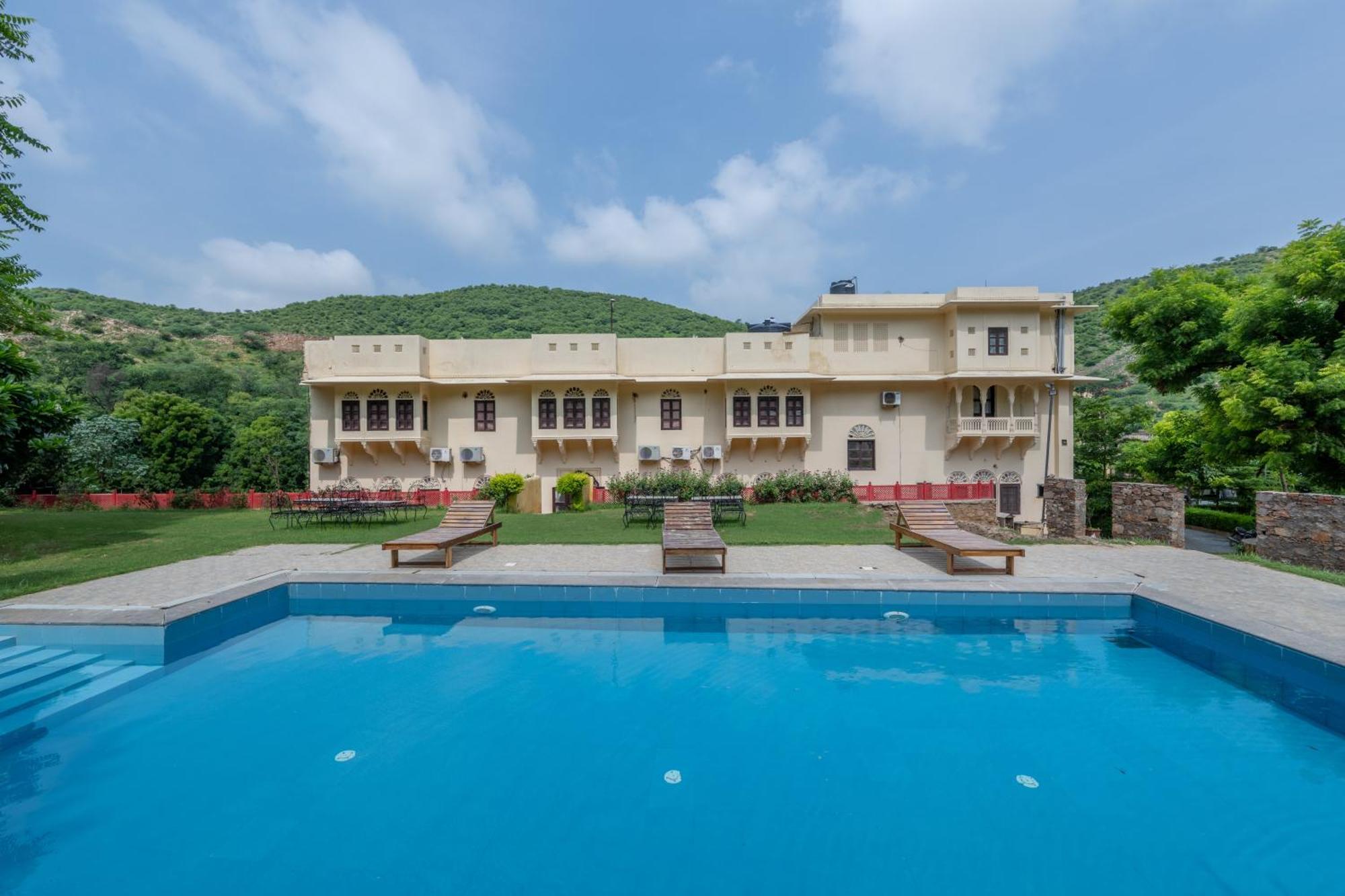 Dhulagarh Heritage Palace Hotel Near Jaipur Banskhoh Exterior photo